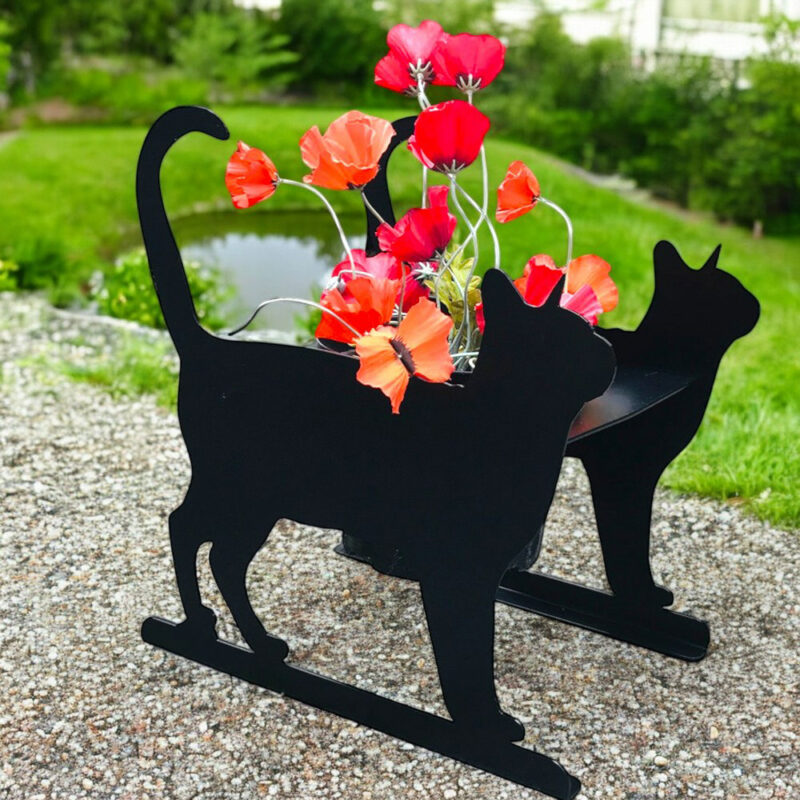 Cat flowerpot planter