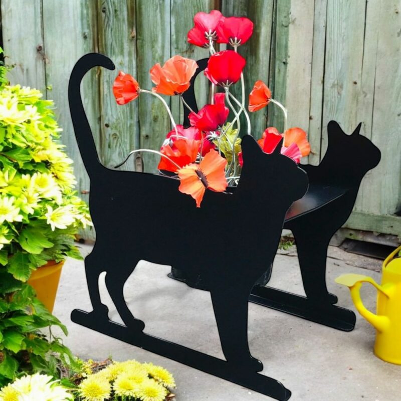 Cat flowerpot planter
