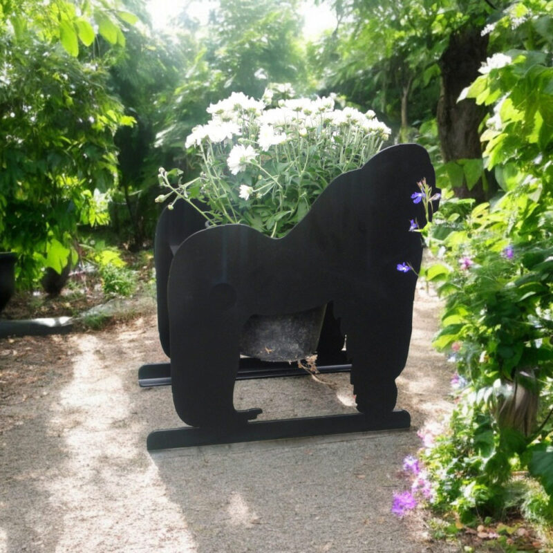 Gorilla flowerpot planter