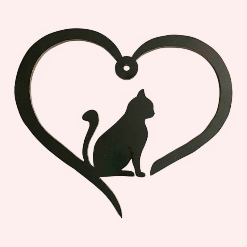 cat love heart